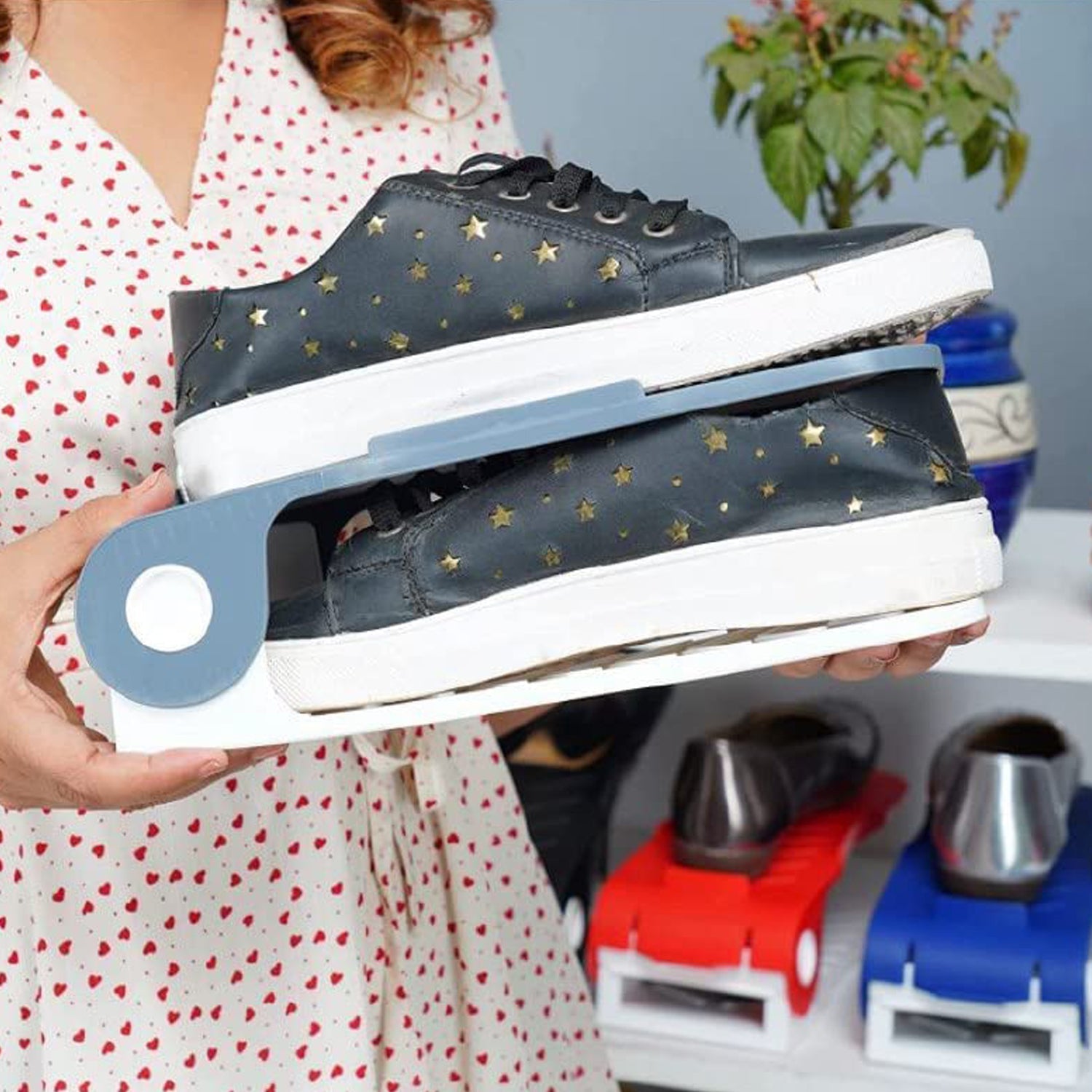 Shoe rack organizer for optimizing closet space